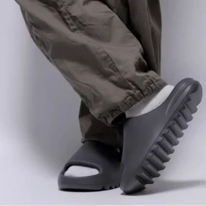 Summer Women Slippers Men Sandals Casual Beach Shoes Soft Bottom Slides Thick Platform EVA Anti-Slip Home Slippers